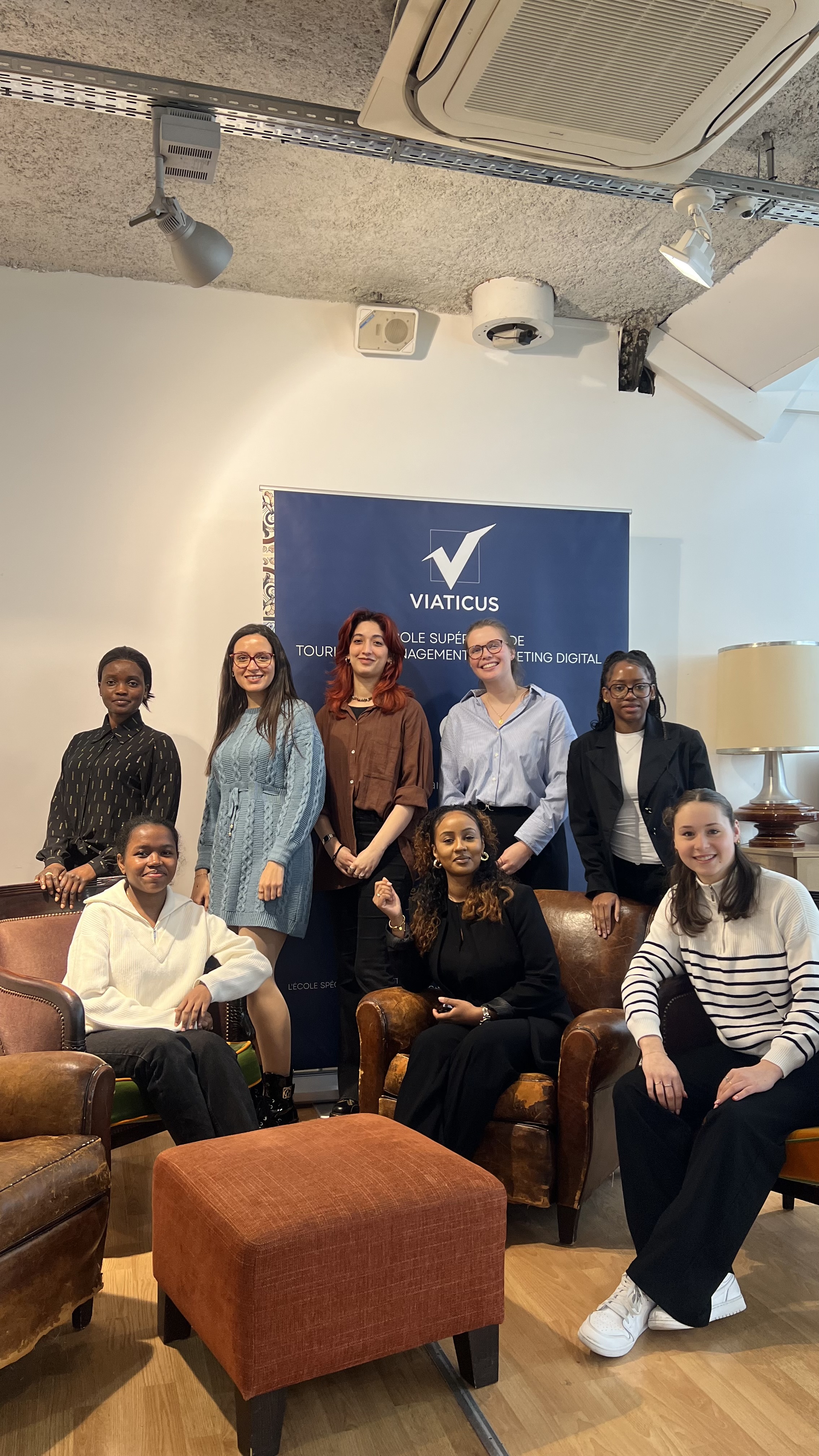 Viaticus Paris - Adopt1Alternant - Offres d'emploi en stage et alternance